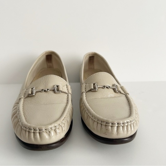 SAS Tripad Comfort Ivory Loafer Shoes | Size 10 M - Picture 1 of 9